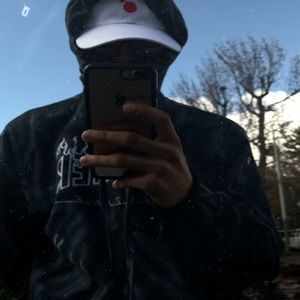 Meet your Posher, Jose